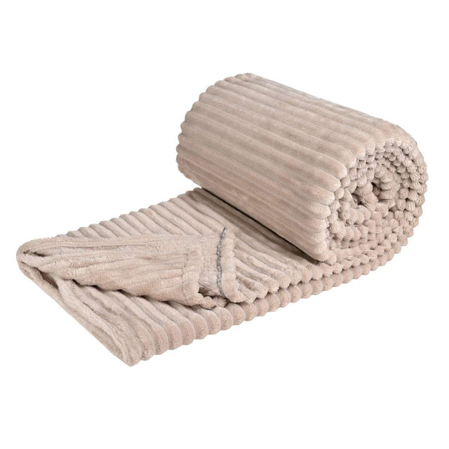 Cobija de Rayas queen size arena Doblada en Rollo